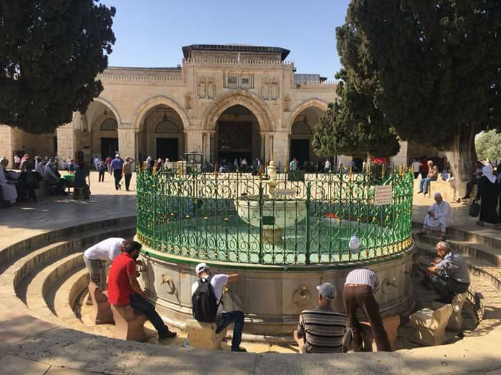 القدس: 120 ألف مصل أدوا صلاة الجمعة الأولى من رمضان بالمسجد الأقصى